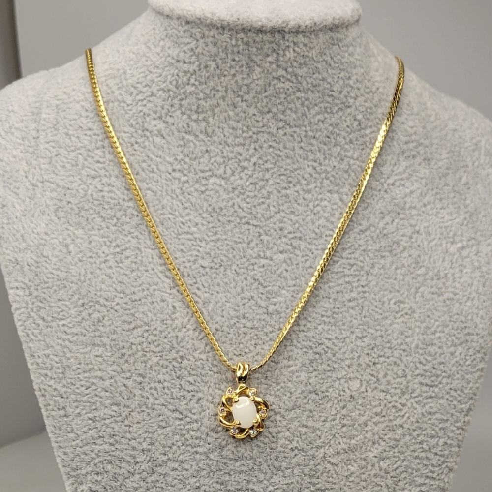 ▪︎Like New! Direction One Necklace
